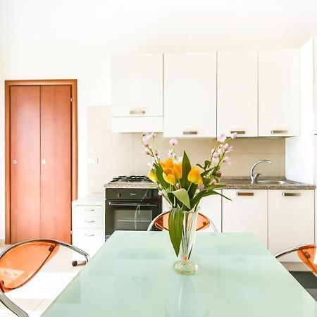 Aurora Residence Gela Bagian luar foto