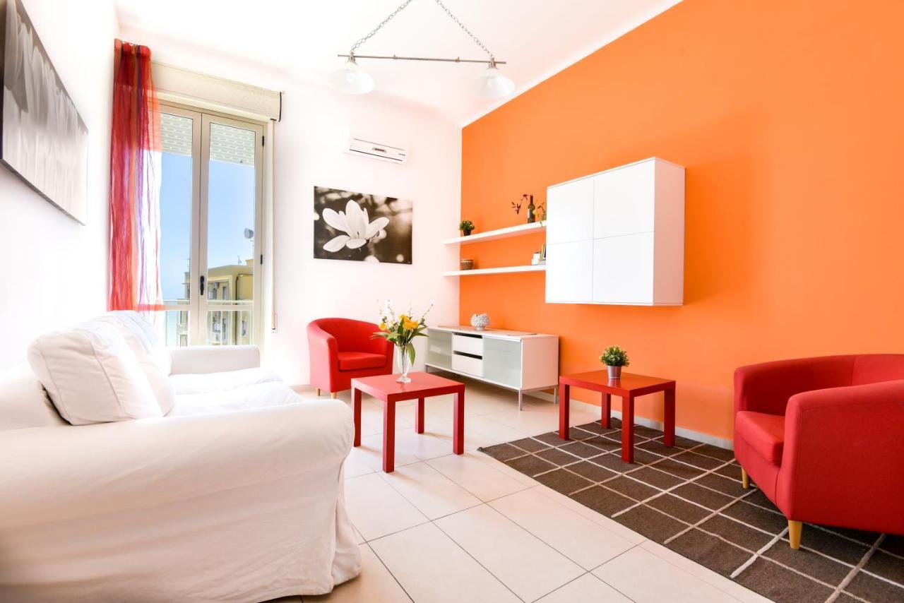 Aurora Residence Gela Bagian luar foto