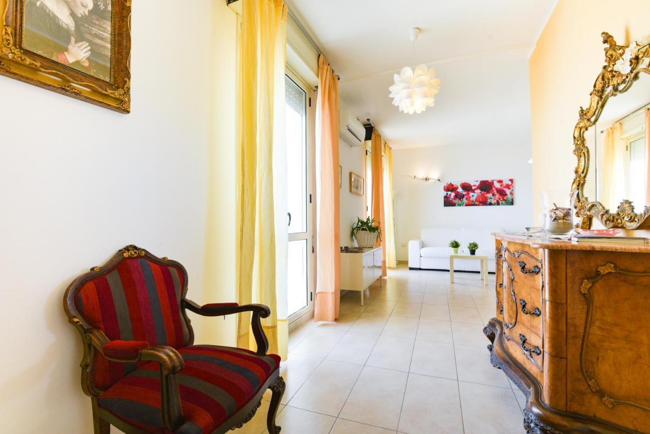 Aurora Residence Gela Bagian luar foto