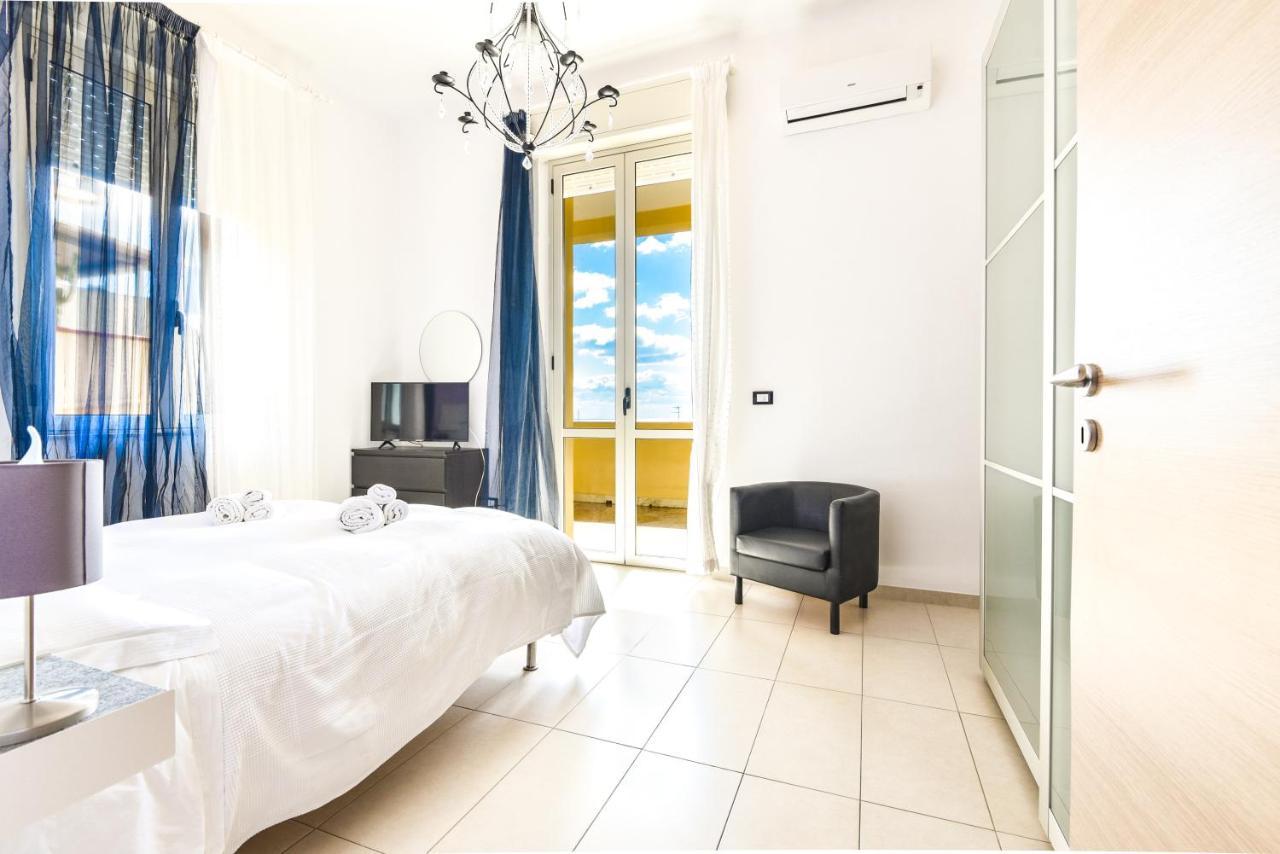 Aurora Residence Gela Bagian luar foto