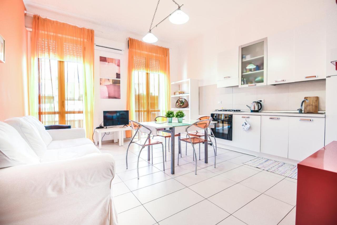 Aurora Residence Gela Bagian luar foto