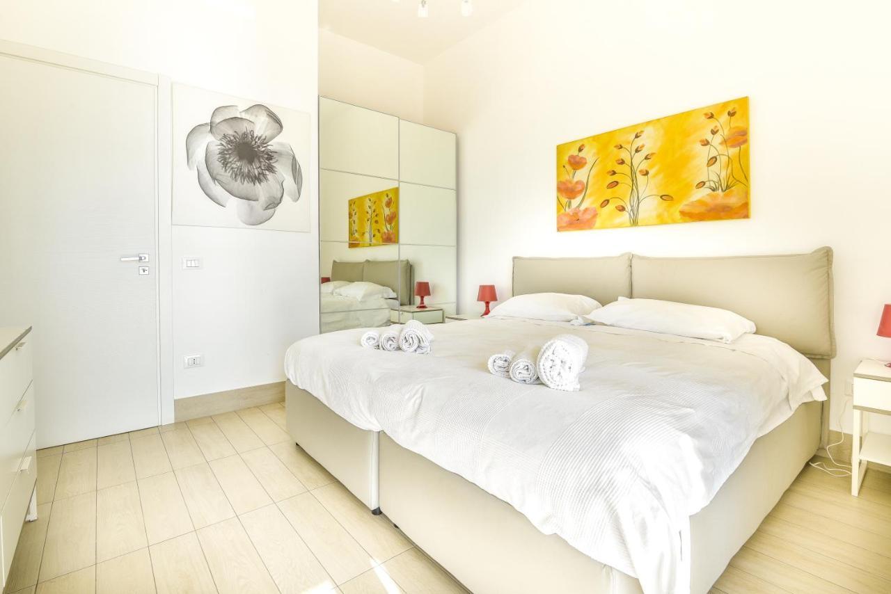 Aurora Residence Gela Bagian luar foto