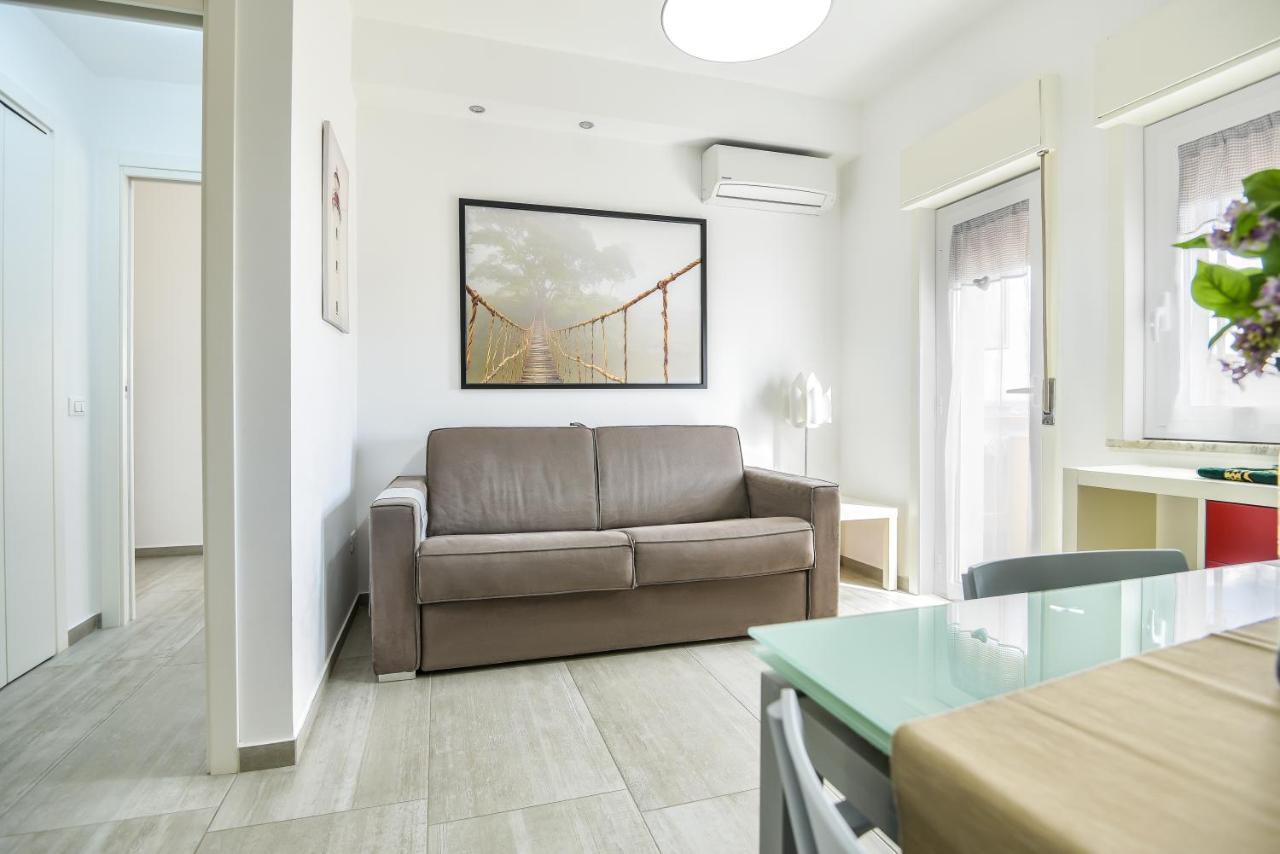 Aurora Residence Gela Bagian luar foto