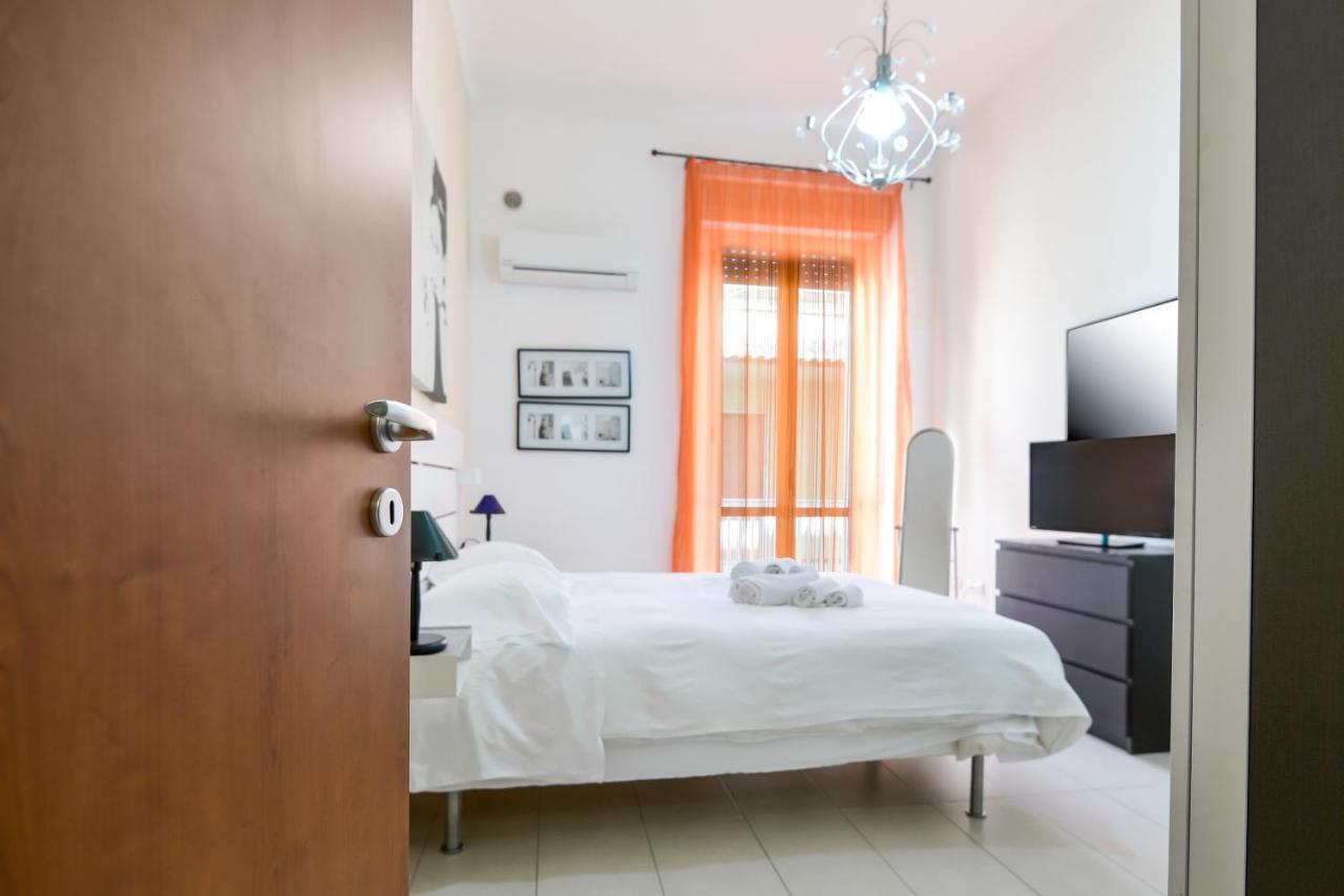 Aurora Residence Gela Bagian luar foto
